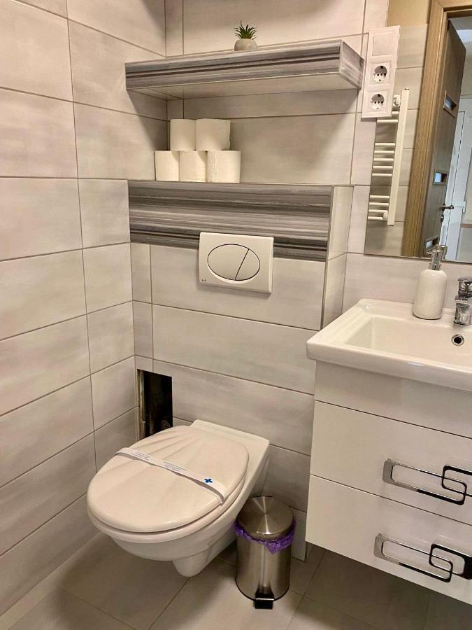 Hajnal Apartman Apartment Szeged Ngoại thất bức ảnh