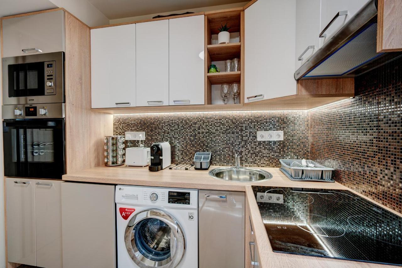 Hajnal Apartman Apartment Szeged Ngoại thất bức ảnh